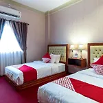 Super Oyo Capital O 293 Mutiara Hijau Suites Syariah